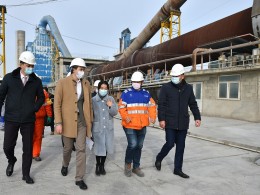 Novikov proposed to develop industrial and tobacco clusters in Batken region