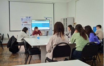 I would like to pass on my experience to students