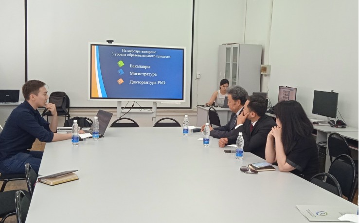 1 июня с ознакомительным визитом, наш университет посетил Календеров Улугбек Ибраимович