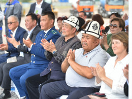 Кыргызстан-Өзбекстан автомобилдик заводунун жайгашканына капсула салынды
