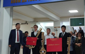The Ceremonial Start of the Academic Year at I. Razzakov KSTU: Inspirational Speech by the Rector and a Performance by Rapper Bayastan for Freshmen
