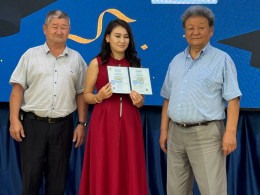 Diploma Award Ceremony for Graduates of the International Higher School of Logistics!